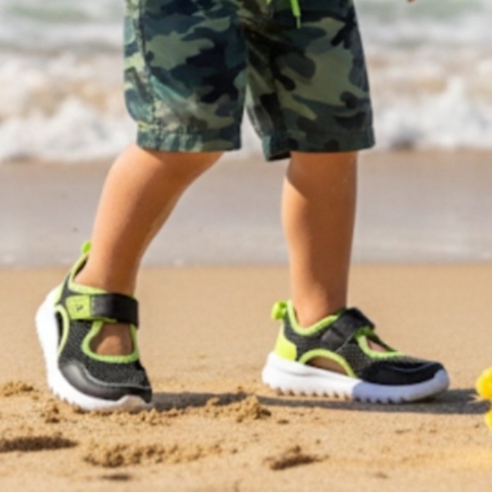 Adidas Summerflex Kids Size 2 Outdoor Hiking Water Sandals